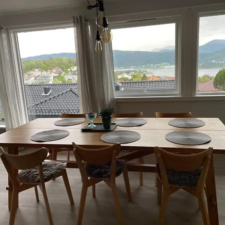 Apartment- Fjord View, Big Terrace, Close To Moa Lejlighed Ålesund